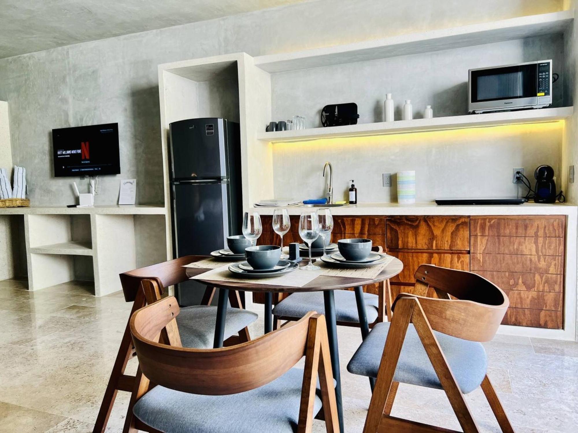 307 Seremonia Selva Private Pool New King Bed Wifi Apartment